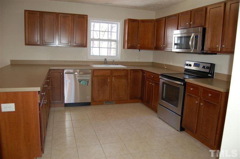 167 Sandpiper Dr, Sanford, NC 27332