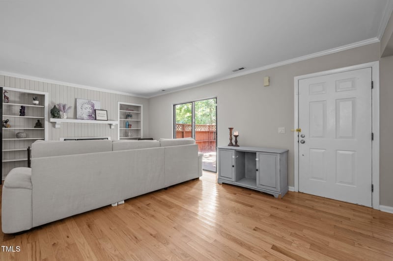 167 Springberry Ln, Chapel Hill, NC 27517