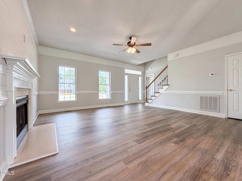 167 Stonehenge Dr, Dunn, NC 28334
