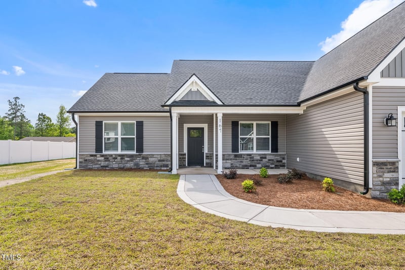 167 Thistle Ct, Sanford, NC 27332