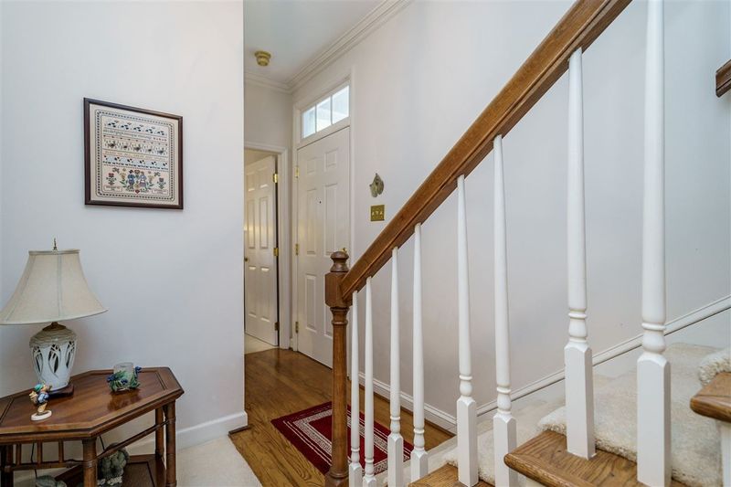 1671 Village Glenn Dr, Raleigh, NC 27612