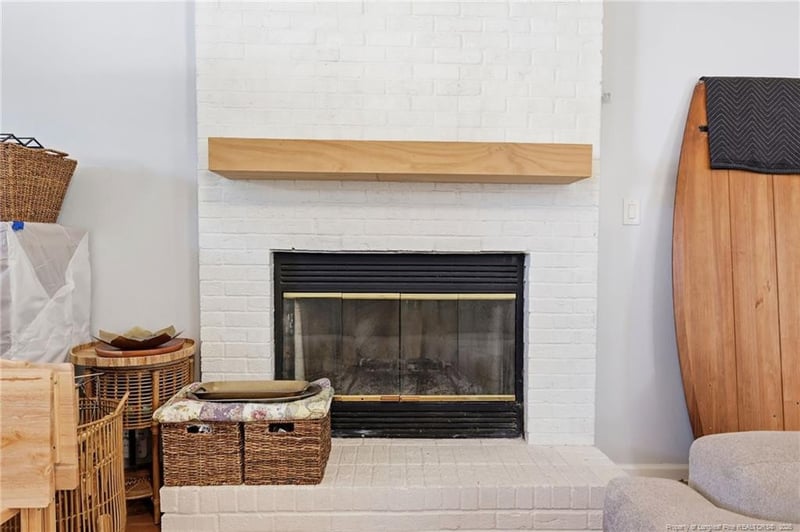 1672 Sykes Pond Rd, Fayetteville, NC 28304