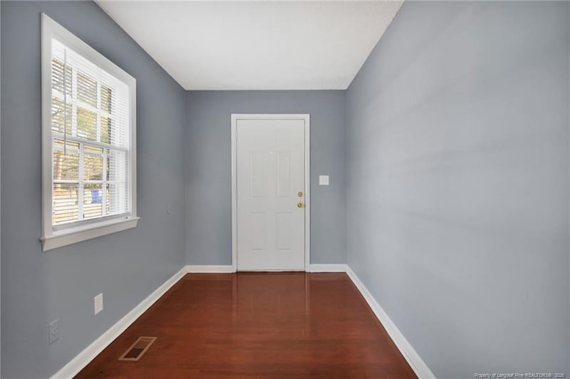 1672 Wellons Dr, Fayetteville, NC 28304