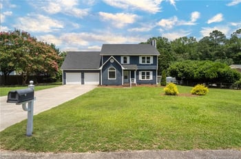1673 Sykes Pond Rd, Fayetteville, NC 28304
