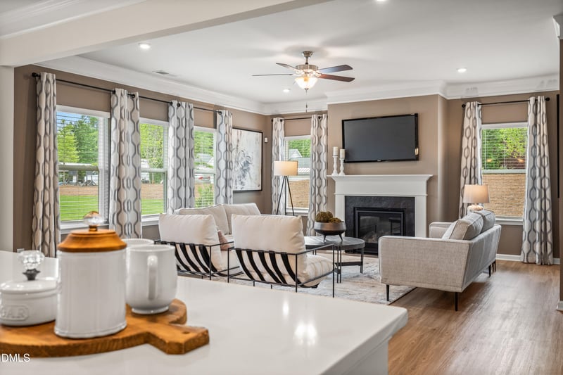 1676 Elk Run Dr, Fayetteville, NC 28312