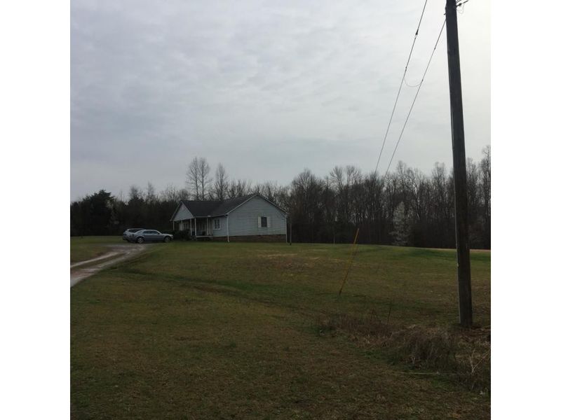 1677 Cherry Ln, Haw River, NC 27258