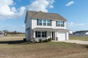 168 Beaver Tavern Dr, Benson, NC 27504