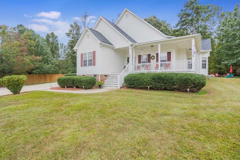 168 Foxglove Dr, Garner, NC 27529