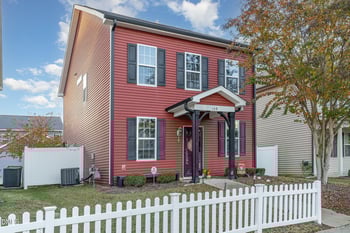 168 Honeybee , Clayton, NC 27520