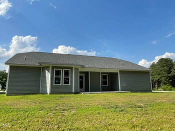 168 Oakfield Trace Dr, Four Oaks, NC 27524