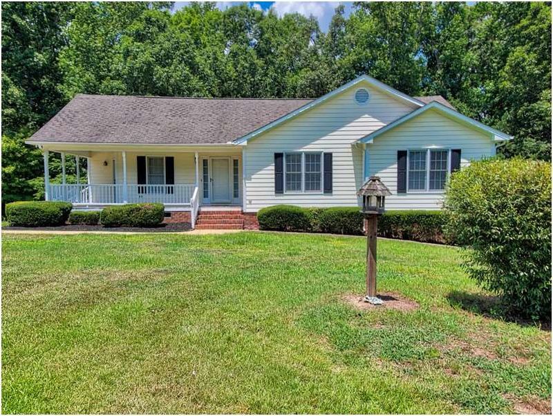 168 Ridge Way Ln, Clayton, NC 27520