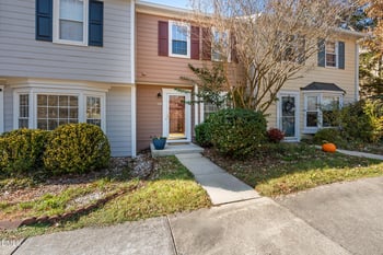 168 Saint Andrews Ln, Chapel Hill, NC 27517