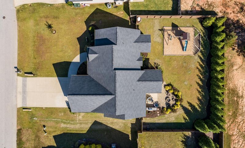 168 Sharpstone Ln, Clayton, NC 27527