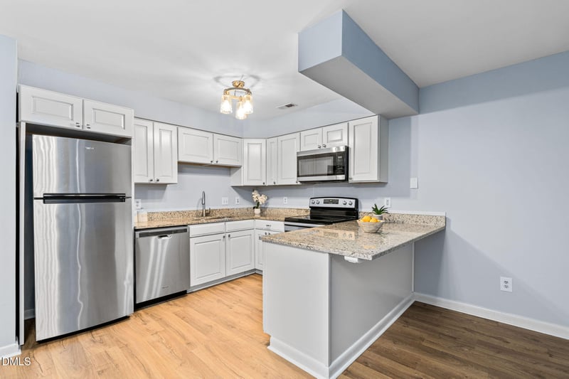 168 Summerwalk Cir, Chapel Hill, NC 27517