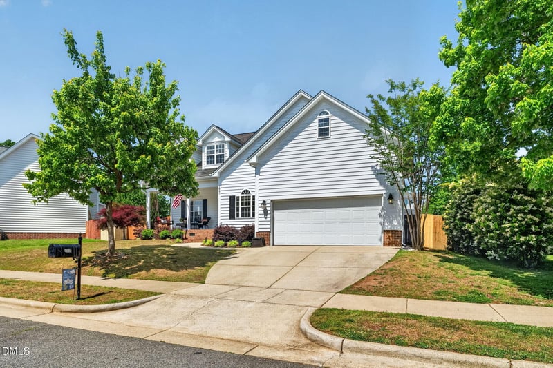 1681 Maizefield Ln, Fuquay Varina, NC 27526