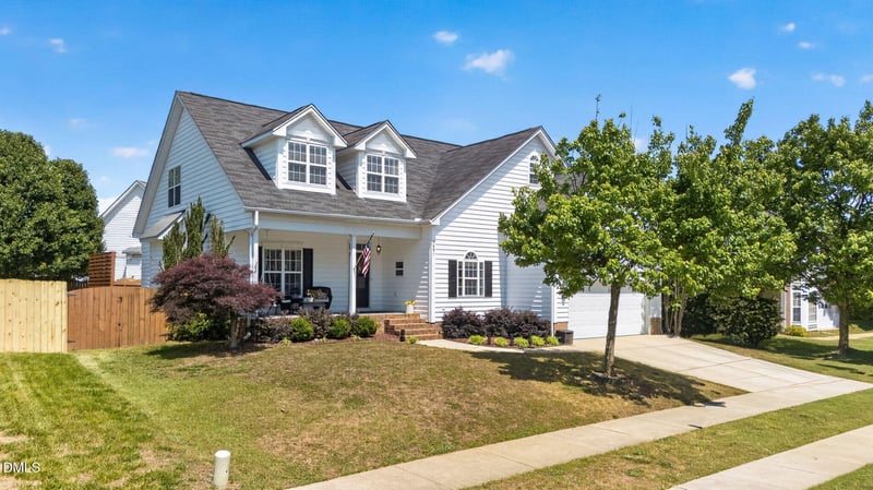 1681 Maizefield Ln, Fuquay Varina, NC 27526