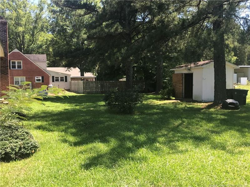 1684 Cedar Creek Rd, Fayetteville, NC 28312