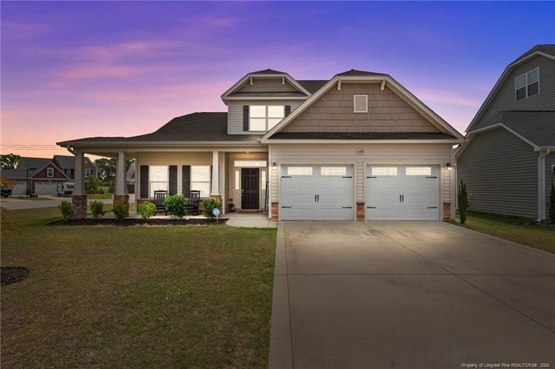 1688 Man O War Dr, Hope Mills, NC 28348