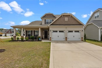 1688 Man O War Dr, Hope Mills, NC 28348