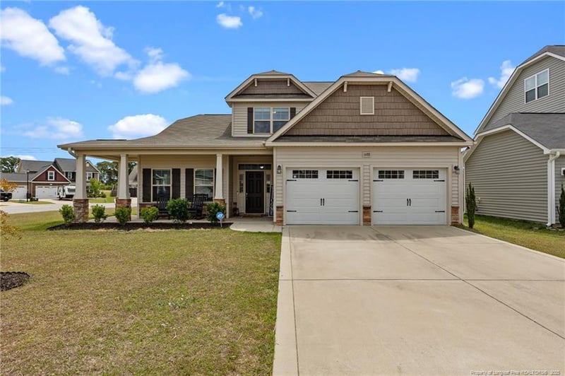 1688 Man O War Dr, Hope Mills, NC 28348