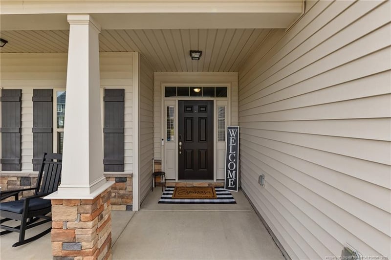 1688 Man O War Dr, Hope Mills, NC 28348