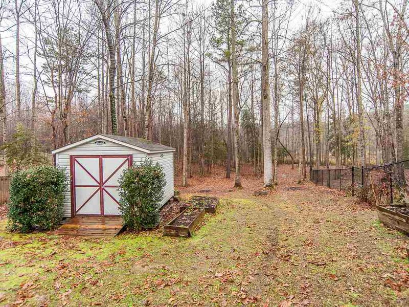 1688 Sun Star Dr, Raleigh, NC 27610
