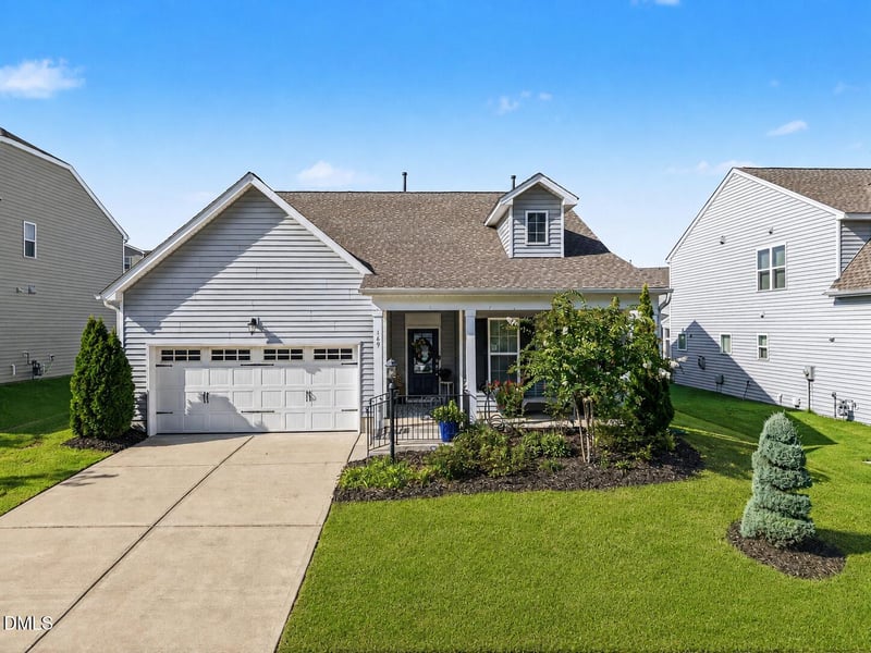 169 W Copenhaver Dr, Clayton, NC 27527