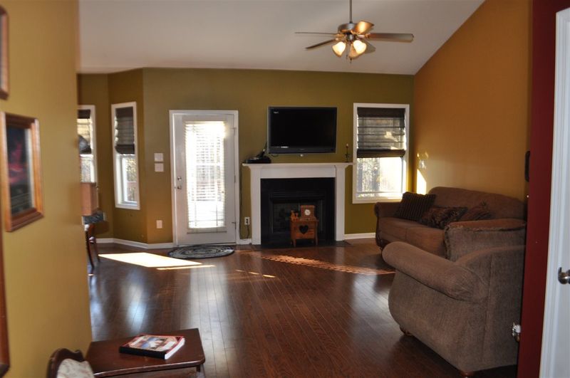 169 Dalton Woods Dr, Benson, NC 27504
