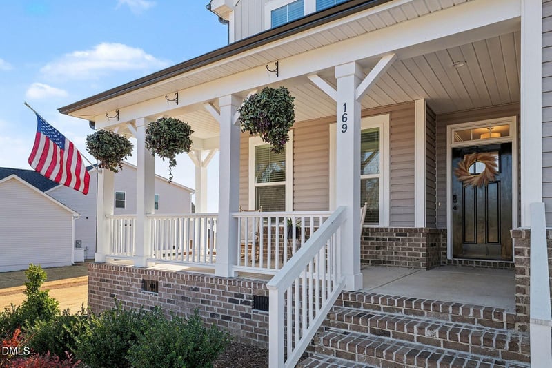 169 Grading Stick Ct, Angier, NC 27501