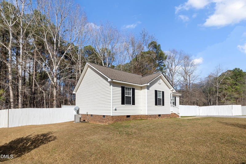 169 Montesino Dr, Raleigh, NC 27603