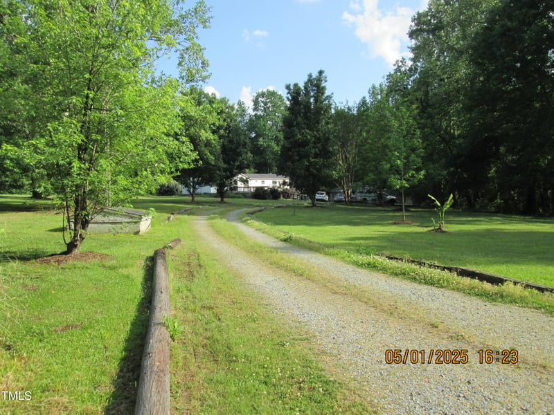 169 Mount Pleasant Rd, Willow Springs, NC 27592