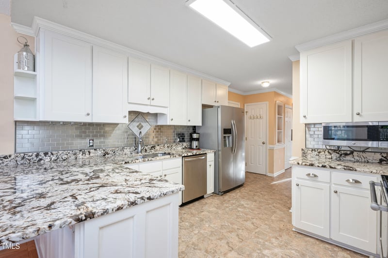 169 Palmer Dr, Clayton, NC 27527