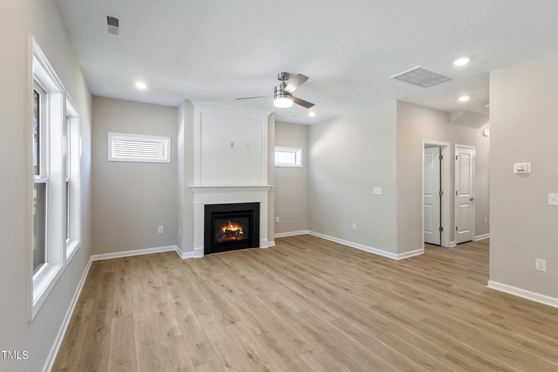 169 Pecan Valley Way, Four Oaks, NC 27524