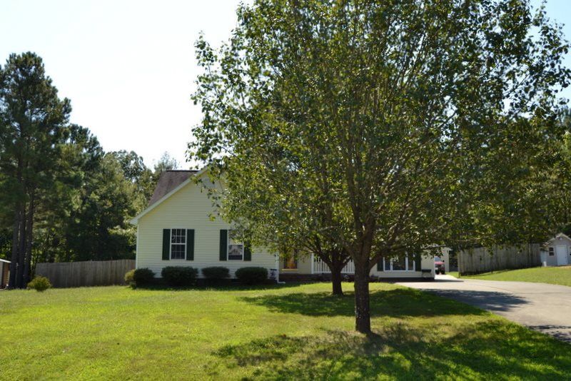 1690 Cobblestone Dr, Creedmoor, NC 27522