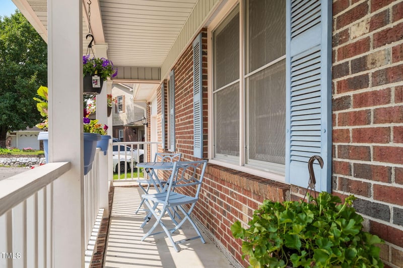 1690 Montrose Dr, Fayetteville, NC 28314