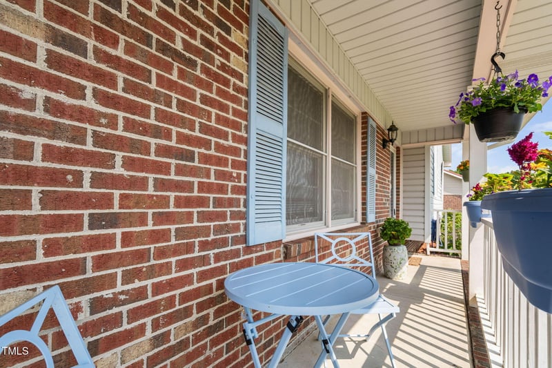 1690 Montrose Dr, Fayetteville, NC 28314