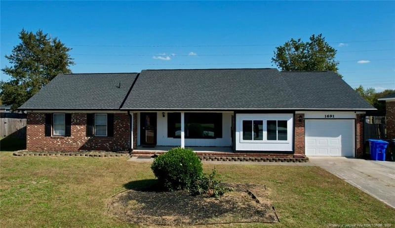 1691 Hazelhurst Dr, Fayetteville, NC 28314