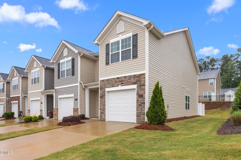 1695 Collie Dr, Haw River, NC 27258