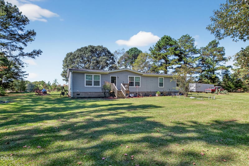 1698 Holly Grove Rd, Benson, NC 27504