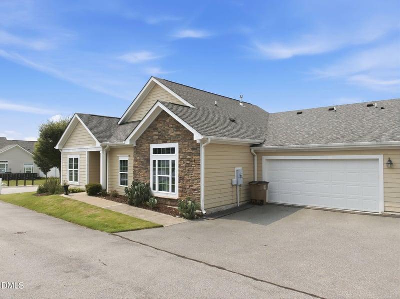 1699 Winter Wren Cir, Wake Forest, NC 27587