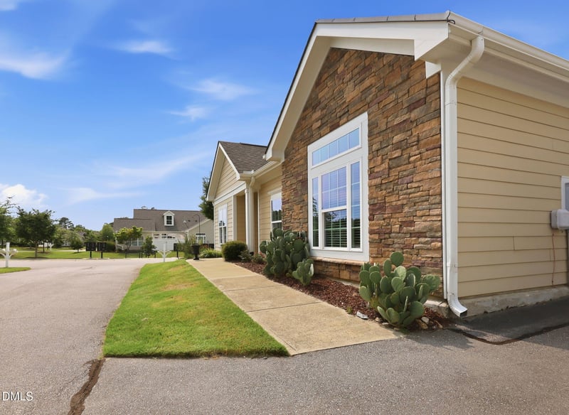 1699 Winter Wren Cir, Wake Forest, NC 27587