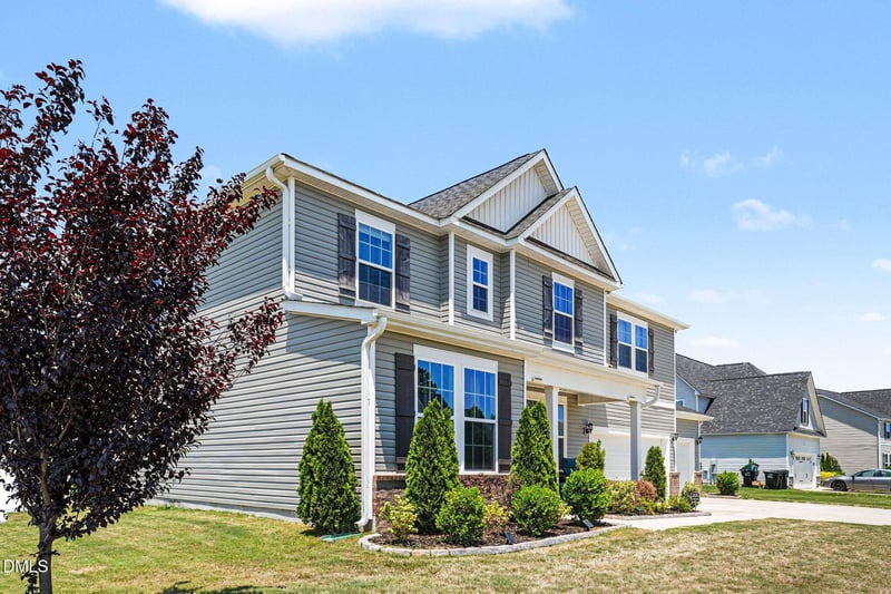 17 Barton Bay Ln, Clayton, NC 27520