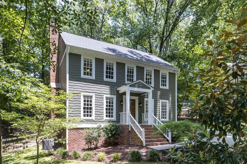 17 E Bayberry Ct, Durham, NC 27713