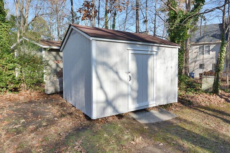 17 Breton Pl, Durham, NC 27707