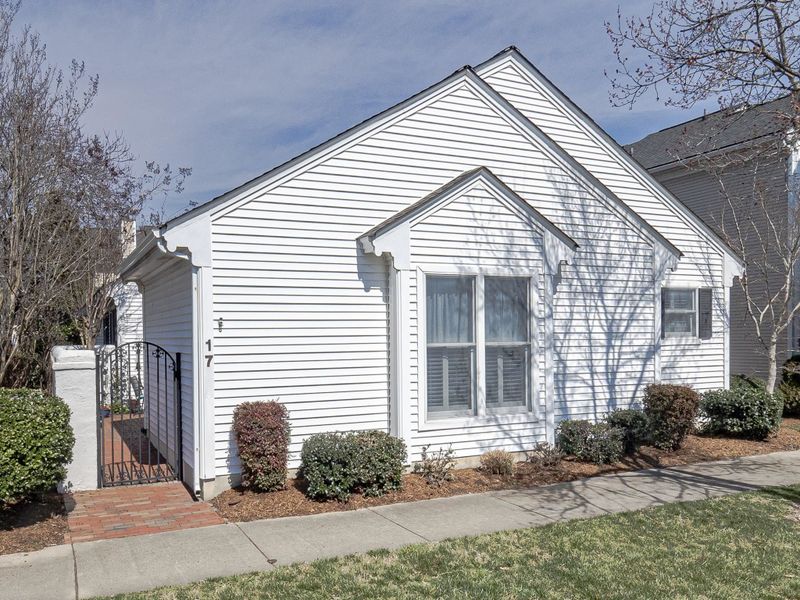 17 Caldwell, Pittsboro, NC 27312