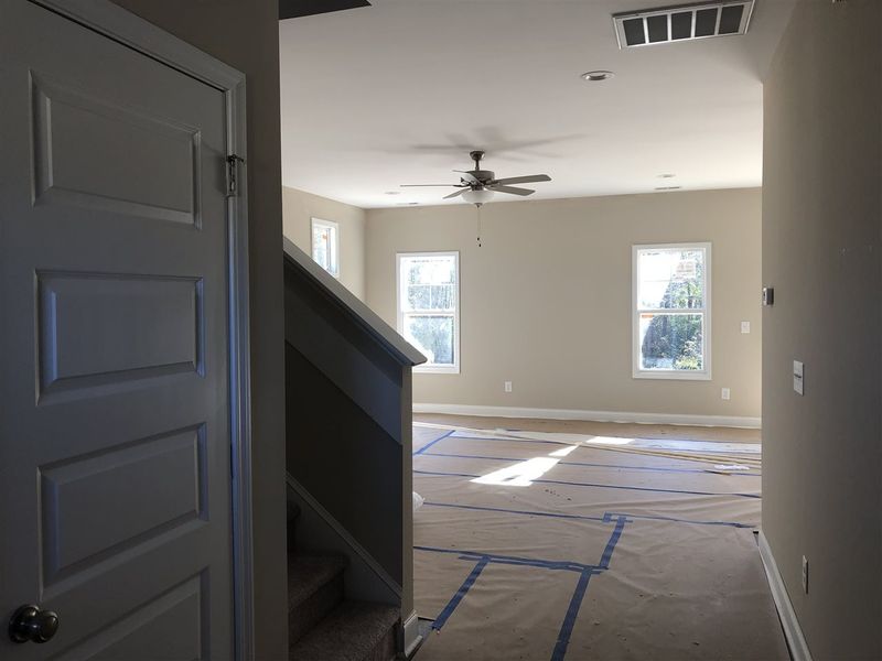 17 S Cinnamon Teal Dr, Selma, NC 27576