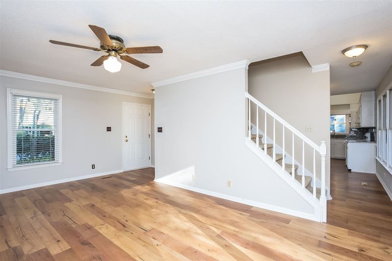 17 Cottage Woods Ct, Durham, NC 27713