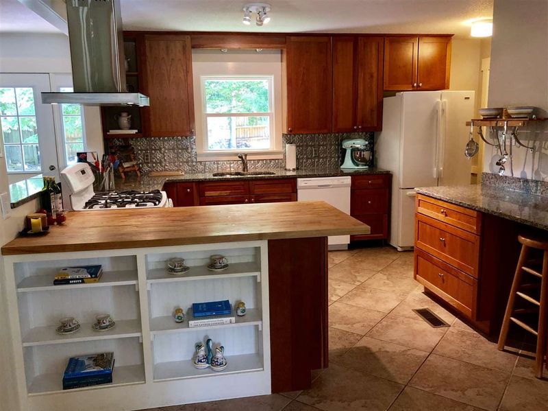 17 Dubarry Ct, Durham, NC 27705