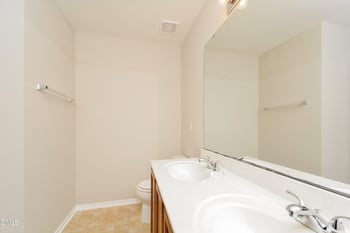 17 Eddy Trl, Durham, NC 27703