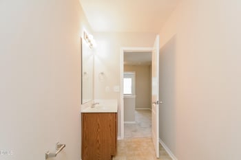 17 Eddy Trl, Durham, NC 27703